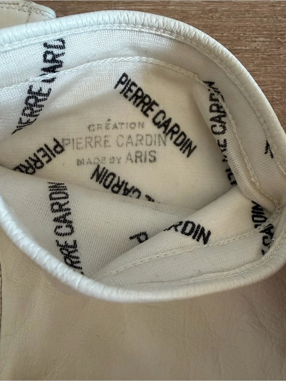 Vintage Pierre Cardin Ivory Leather Women's Gloves